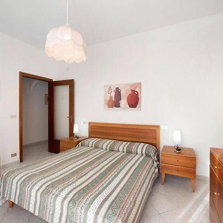 Appartamento Trilocale Mazzini con 2 balconi Varazze Esterno foto
