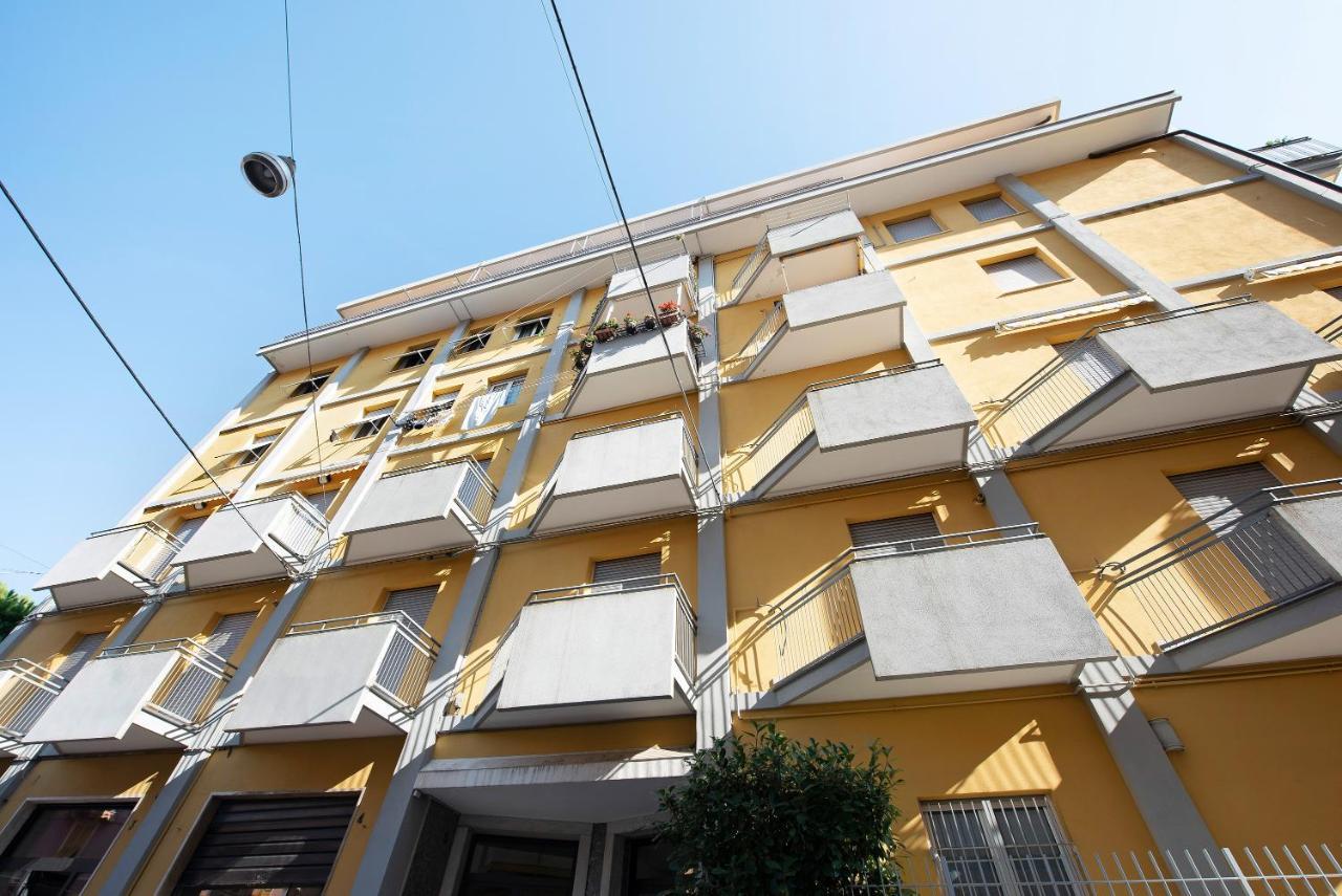 Appartamento Trilocale Mazzini con 2 balconi Varazze Esterno foto